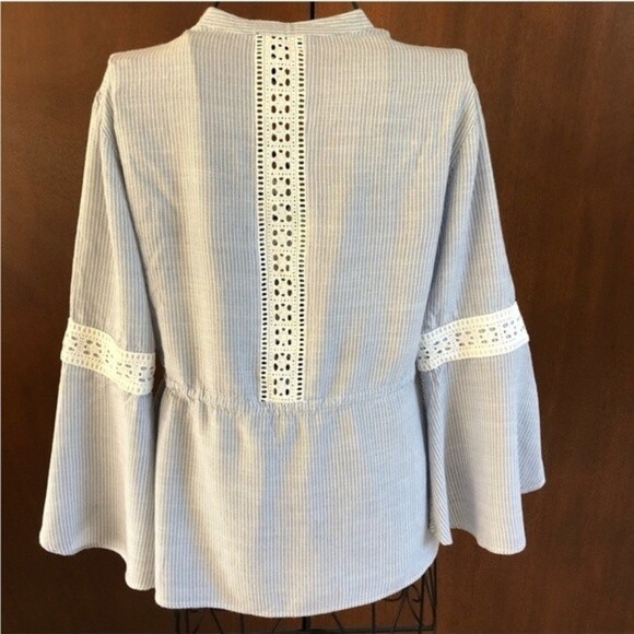 Jessica Simpson Wren Blue and White Striped Peasant Blouse - Picture 6 of 7